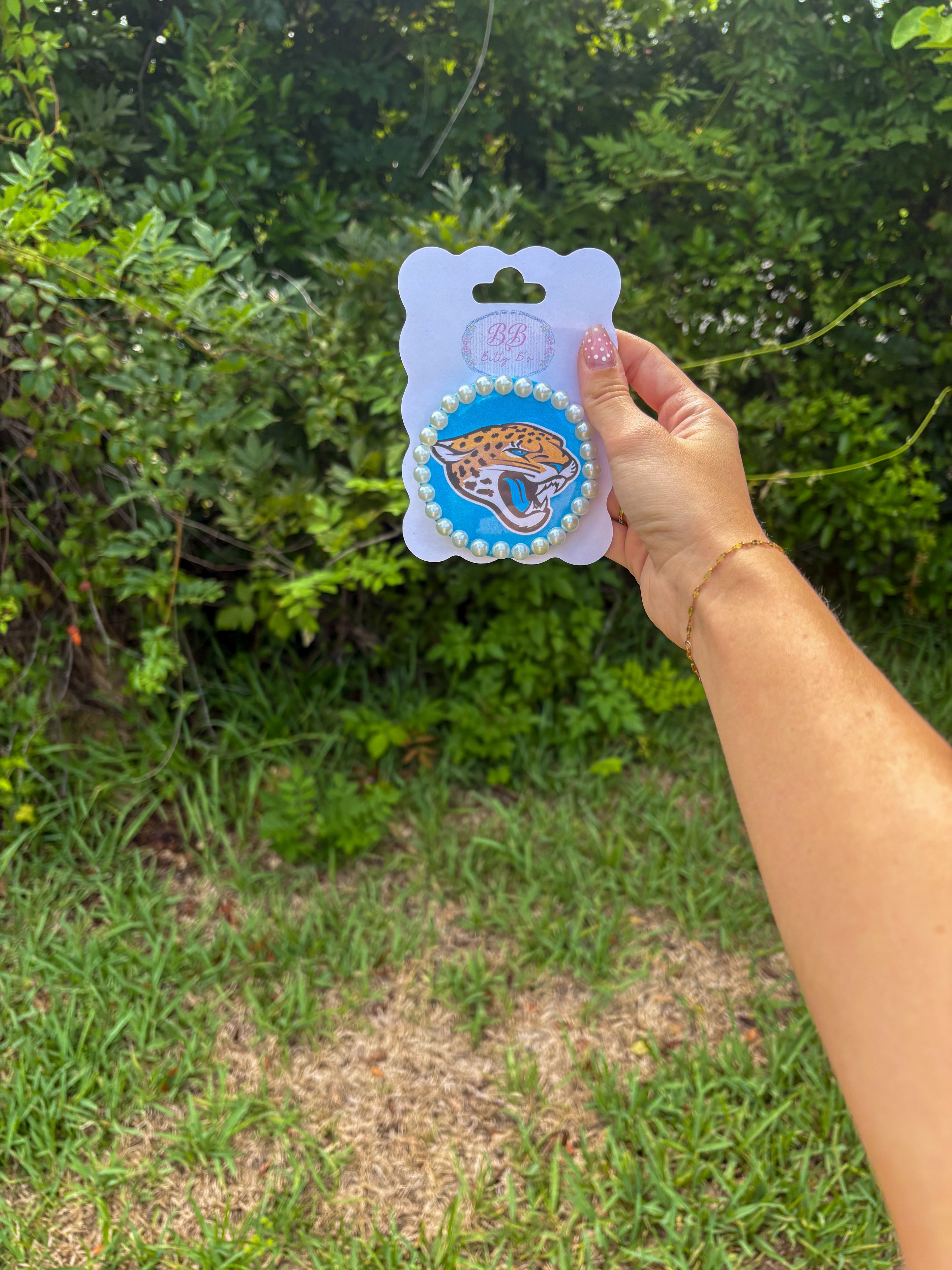 Jags head pearl edge - Jaguars inspired button